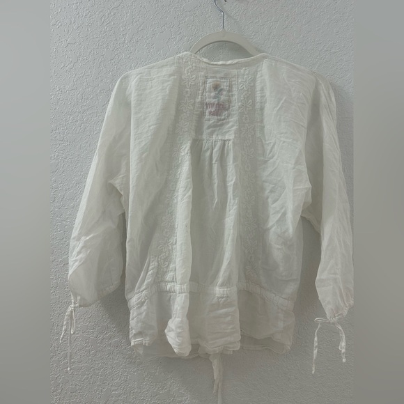 Johnny Was White Embroidered Blouse Drawstring Waist Cotton Tunic size medium - Picture 4 of 5